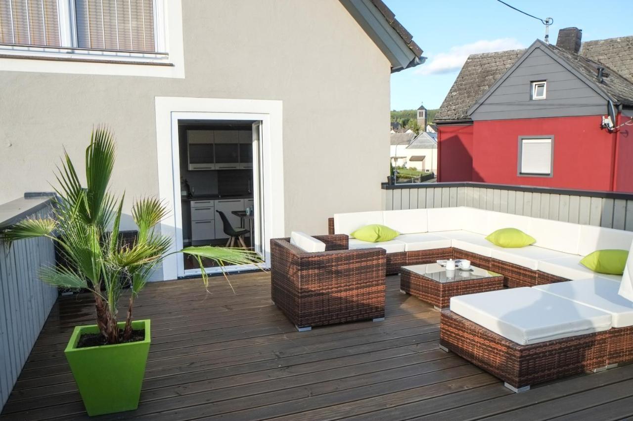 Feriendomizil "Alte Post" II Apartment Pronsfeld Luaran gambar