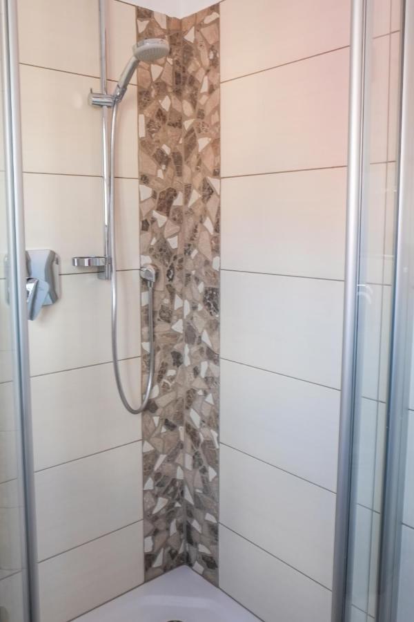 Feriendomizil "Alte Post" II Apartment Pronsfeld Luaran gambar